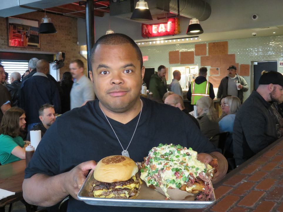 Roger Mooking - Bildquelle: 2018, Cooking Channel, LLC. All Rights Reserved