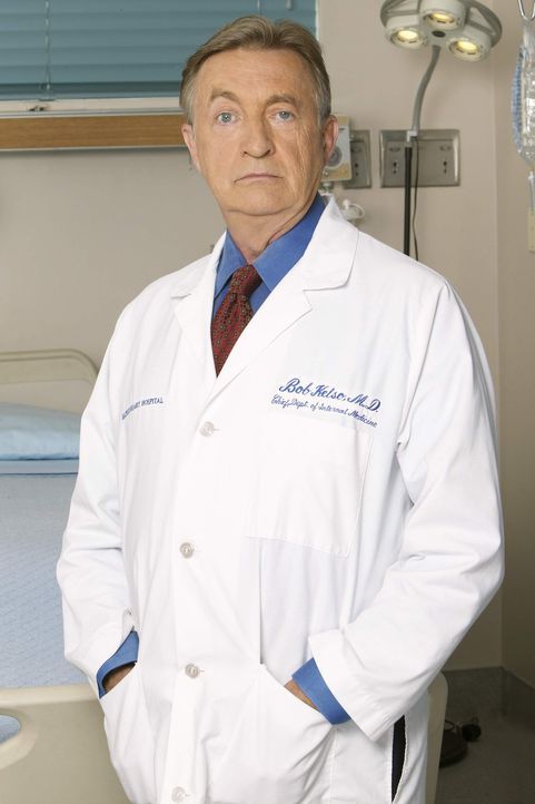 (4. Staffel) - Chefarzt Dr. Bob Kelso (Ken Jenkins) fordert von seinen Leuten totalen Einsatz ... - Bildquelle: Touchstone Television