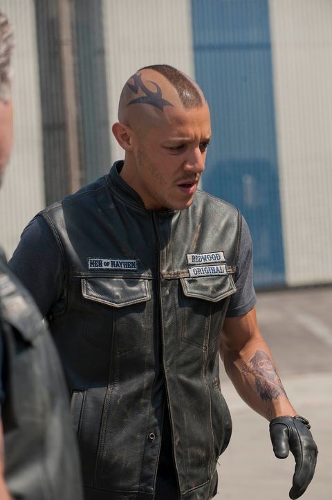Wie weit kann Juice (Theo Rossi) noch gehen? - Bildquelle: 2011 Twentieth Century Fox Film Corporation and Bluebush Productions, LLC. All rights reserved.