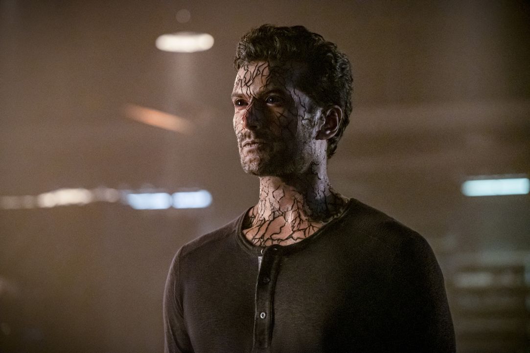 Bloodwork (Sendhil Ramamurthy) - Bildquelle: Katie Yu 2019 The CW Network, LLC. All rights reserved. / Katie Yu
