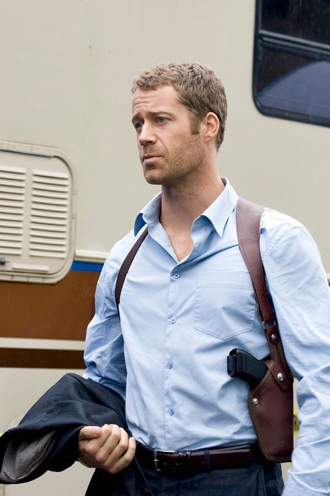 Durch Zufall landet Jack Carter (Colin Ferguson) in Eureka, einem kleinen Städtchen, in dem alles etwas anders ist ... - Bildquelle: Universal Television