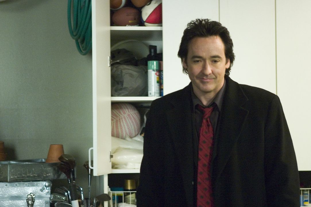 Zwei Millionen Dollar im Gepäck. Doch für eine Flucht sind die Straßen zu glatt und Charlies (John Cusack) Chef, der Mafiaboss Bill Guerrard, sch... - Bildquelle: 2005 Focus Features LLC. All Rights Reserved.