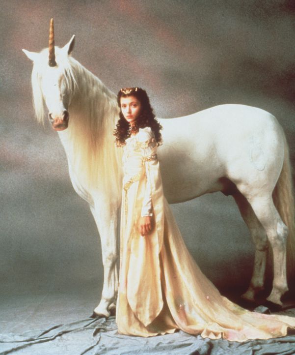 Das letzte Einhorn steht unter dem Schutz der hübschen Prinzessin Lili (Mia Sara) ... - Bildquelle: Universal Pictures