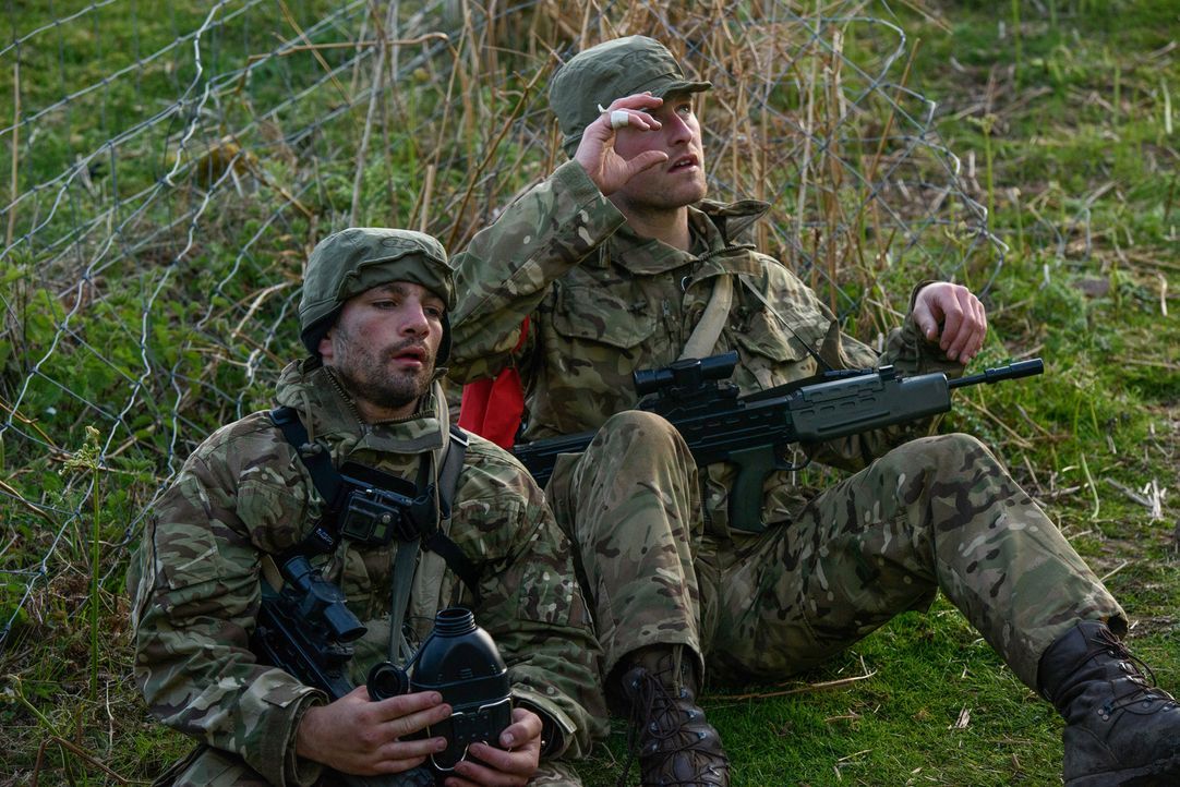 Einmal durch die Hölle und zurück: 29 taffe Briten durchlaufen die Testprogramme von fünf der härtesten Armee-Einheiten der Welt. Sie müssen zeigen,... - Bildquelle: Warren Orchard 2015 BBC