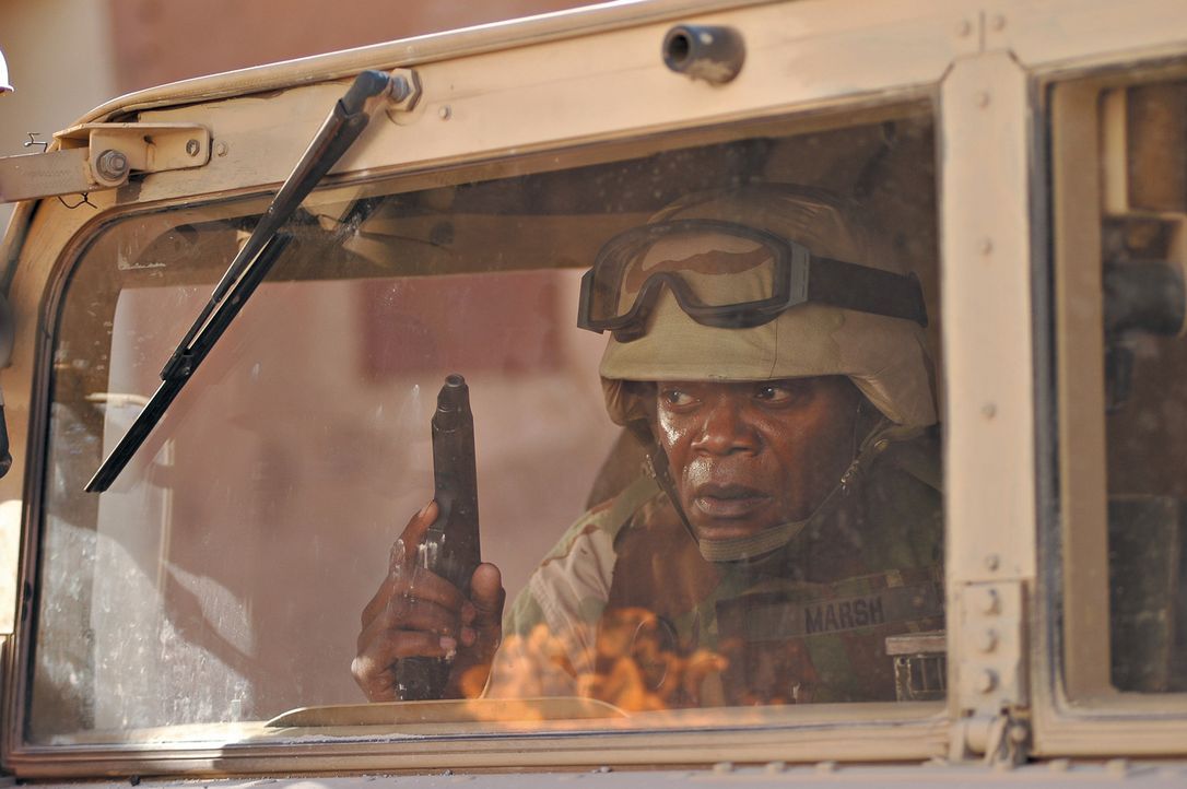 In einem Ort in der Nähe von Bagdad sollen US-Soldaten (Samuel L. Jackson) Medikamente verteilen. Doch sie geraten in einen Hinterhalt: Viele Solda... - Bildquelle: Nu Image