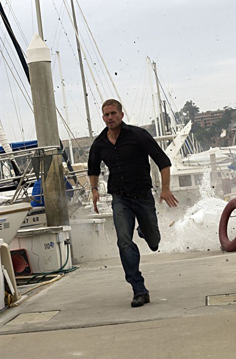 Auf der Flucht: Tim Kearney (Paul Walker) ... - Bildquelle: Nu Image
