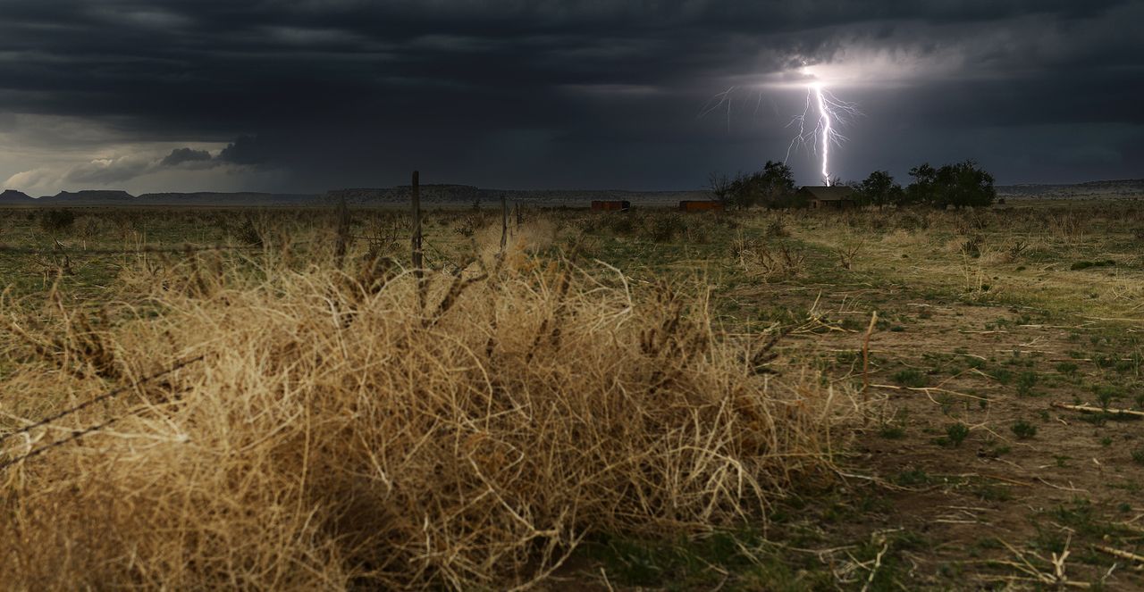 Auch Naturkatastrophen können faszinieren: Die Tornado Hunter wagen sich sogar ins Auge des Sturms ...