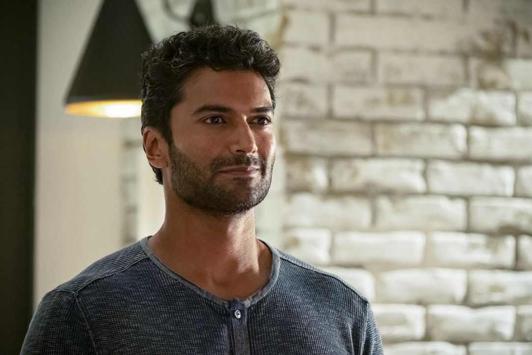 Dr. Ramsey Rosso (Sendhil Ramamurthy) - Bildquelle: Katie Yu 2019 The CW Network, LLC. All rights reserved. / Katie Yu