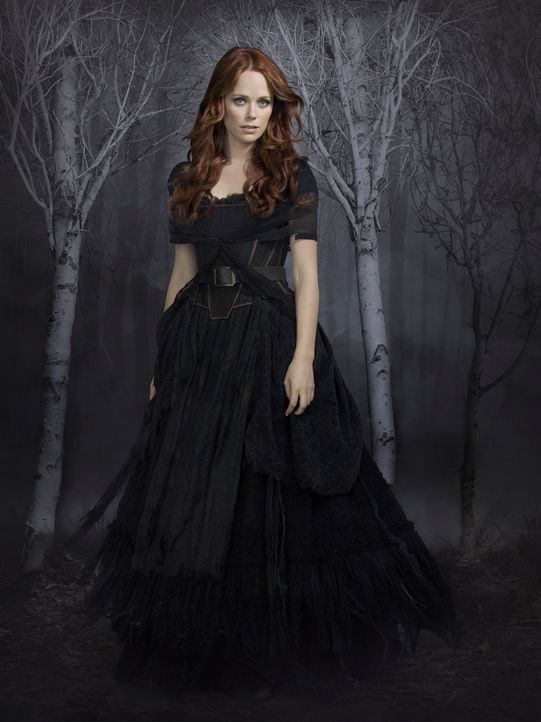 (1. Staffel) - Katrina Crane (Katia Winter), Ichabods Ehefrau, ist in der Zwischenwelt gefangen, und sucht über Träume den Kontakt zu ihm um ihn som... - Bildquelle: 2013 Twentieth Century Fox Film Corporation. All rights reserved.