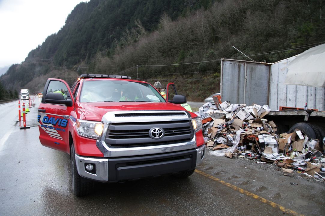 (3. Staffel) - Der Coquihalla Highway in Kanada gehört zu den gefährlichsten Schnellstraßen der Welt und wird gerne unterschätzt. Wenn hier Lkws bei... - Bildquelle: Beyond Distribution