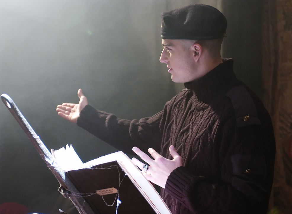 Es geht nicht nur um die Macht an der Schule: Victor (Graham Kosakoski) versucht mit seinen Black Skulls die Weltherrschaft an sich zu reißen ... - Bildquelle: Regent Entertainment
