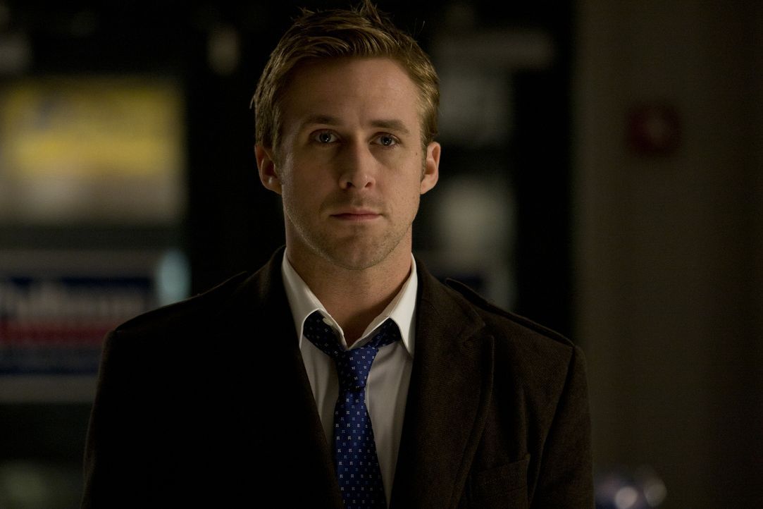 Bereits mit Anfang 30 ist Stephen Meyers (Ryan Gosling) stellvertretender Wahlkampfmanager des demokratischen Präsidentschaftskandidaten Mike Morris... - Bildquelle: Saeed Adyani 2011 IDES FILM HOLDINGS, LLC. ALL RIGHTS RESERVED.