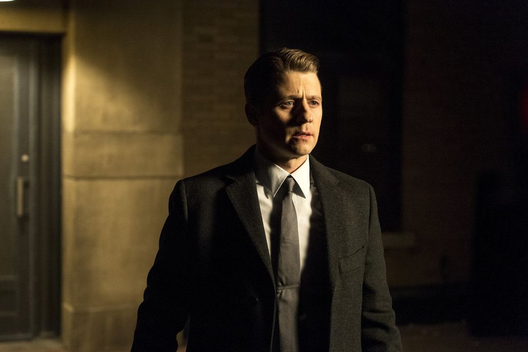 Gordon (Ben McKenzie) muss sich mit Ivy und deren nächstem Angriffsziel auseinandersetzen, während Lee und Sofia beginnen, zusammenzuarbeiten ... - Bildquelle: 2017 Warner Bros.