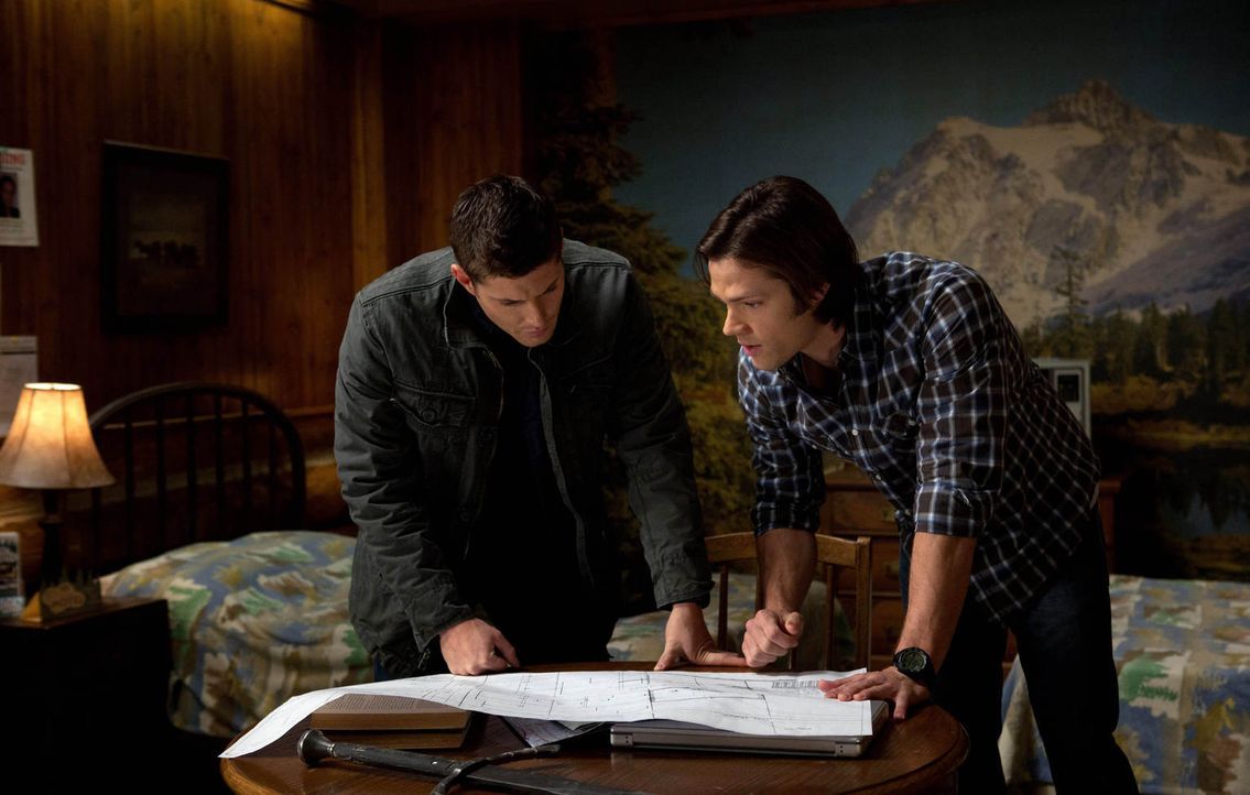 Nachdem Sam (Jared Padalecki, r.) seine Seele vom Tod aufgezwungen bekommen hat, wünscht sich Dean (Jensen Ackles, l.), endlich das Ziel seiner Träu... - Bildquelle: Warner Bros. Television
