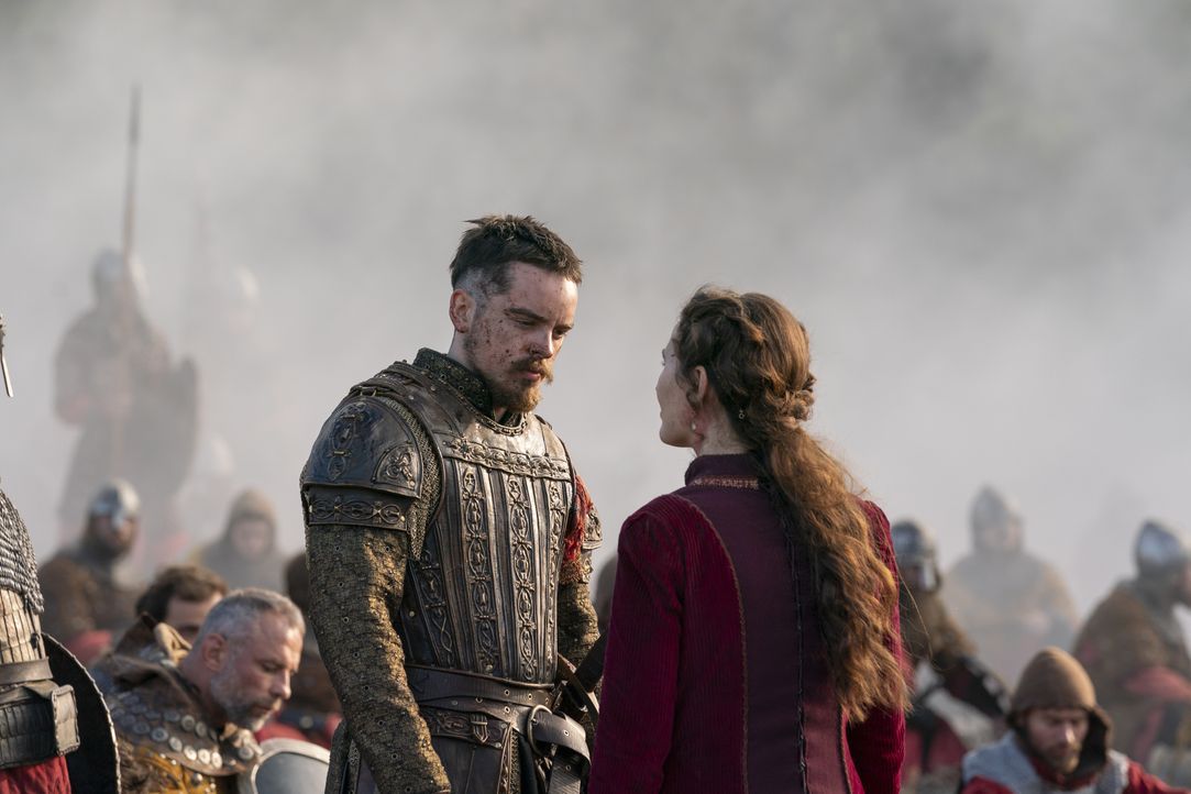 Alfred (Ferdia Walsh-Peelo, l.); Elsewith (Róisín Murphy, r.) - Bildquelle: 2020 TM Productions Limited / T5 Vikings IV Productions Inc. All Rights Reserved. An Ireland-Canada Co-Production.