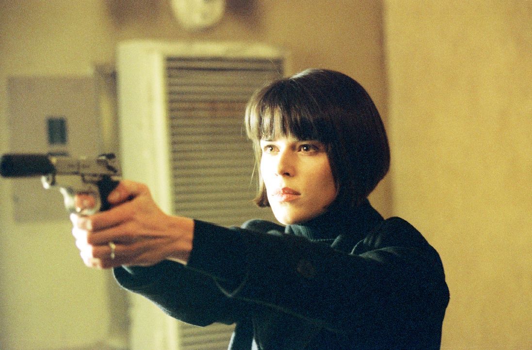 Obwohl Chloe (Neve Campbell) beteuert, seine Verlobte zu sein, weiß Frank nicht, ob er ihr trauen kann. Denn die junge Frau scheint viel mehr zu wis... - Bildquelle: Nu Image