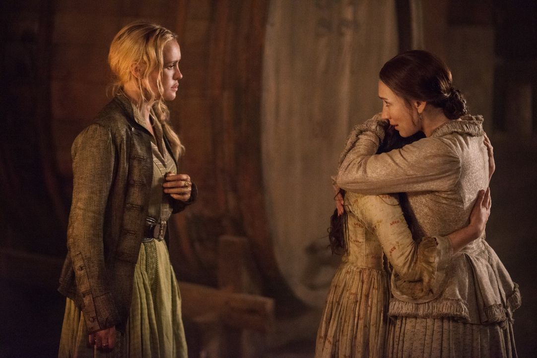 Eleanor (Hannah New, l.) und Miranda (Louise Barnes, r.) haben es geschafft: Abigail (Meganne Young, M.) ist frei. - Bildquelle: 2015 Starz Entertainment LLC, All rights reserved.