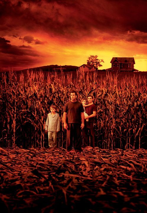 Signs - Zeichen (v.l.n.r.: Rory Culkin, Mel Gibson, Abigail Breslin, Joaquin Phoenix) - Bildquelle: © Touchstone Pictures