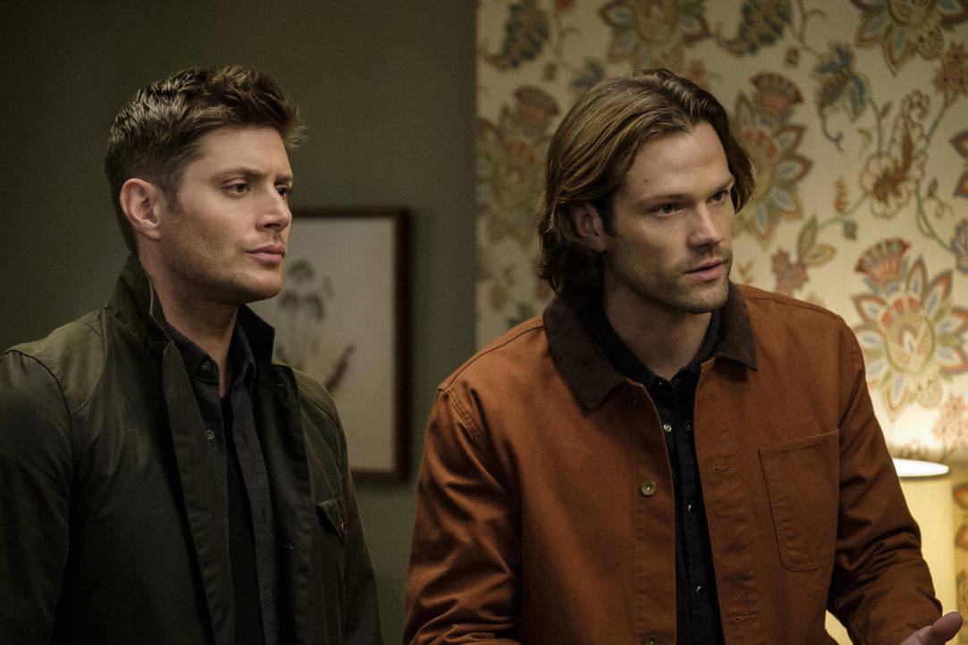 Dean (Jensen Ackles, l.); Sam (Jared Padalecki, r.) - Bildquelle: Robert Falconer 2016 The CW Network, LLC. All Rights Reserved / Robert Falconer