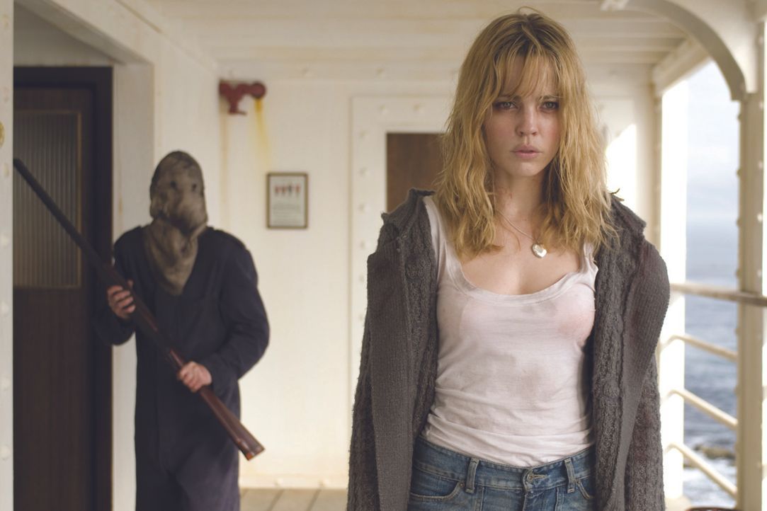 Noch weiß Jess (Melissa George) nicht, dass auf dem leeren Passagierschiff ein maskierter Mörder sein Unwesen treibt ... - Bildquelle: Icon Entertainment/Ascot Elite