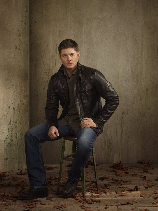 (7. Staffel) - Begibt sich auf eine gefährliche Jagd nach dem Übernatürlichen: Dean Winchester (Jensen Ackles) ... - Bildquelle: Warner Bros. Television