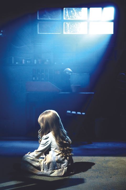 Das kleine Mädchen wird Opfer des Bösen ... - Bildquelle: © 2009 Ed Araquel/Bold FIlms